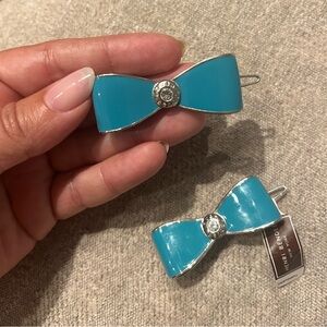 NWT Henri Bendel Enamel Bow Hair Barrette in Turquoise (set of 2)- One Size 🩵